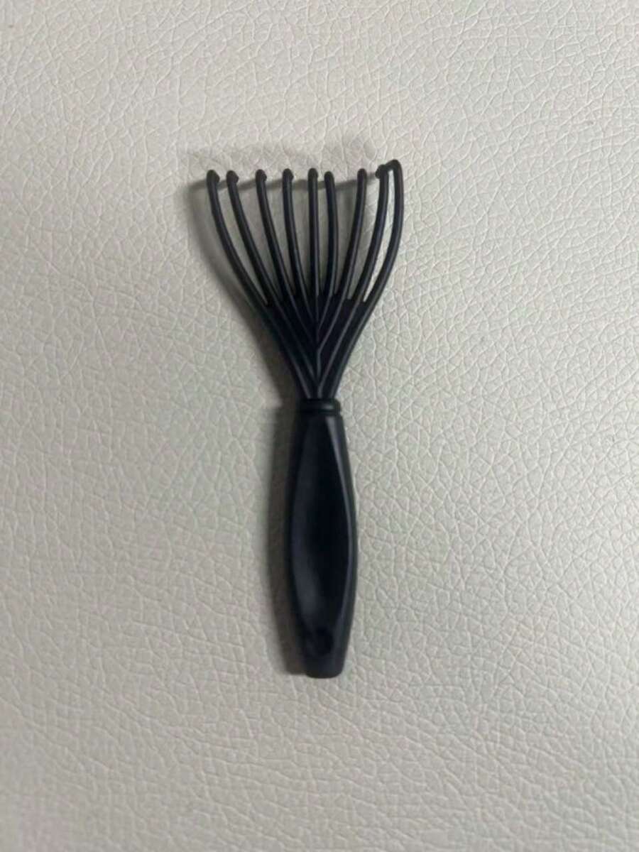 Scalp Hair Oil Dispensing Comb, Hair Root Essence Applicator, Refillable Hair Ca - image 9